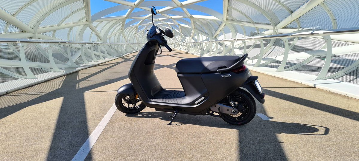 SegwayMotors's tweet photo. Thanks to Segway Family #Rinus1966 for sharing his Electric Scooter E110SE. Beautiful and functional....!
#Segway #Motor #BeSmartRideOn #ElectricScooter https://t.co/CiPScEwpUj