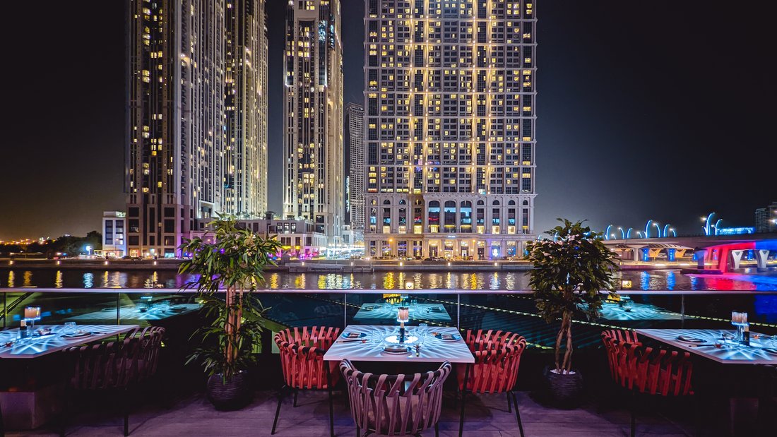 The first ever MICHELIN Guide Dubai is launched today!
The inaugural selection recommends 69 restaurants in the city 
guide.michelin.com/en/ae-du/dubai…
#MICHELINGuideDXB #MICHELINStar22 #VisitDubai