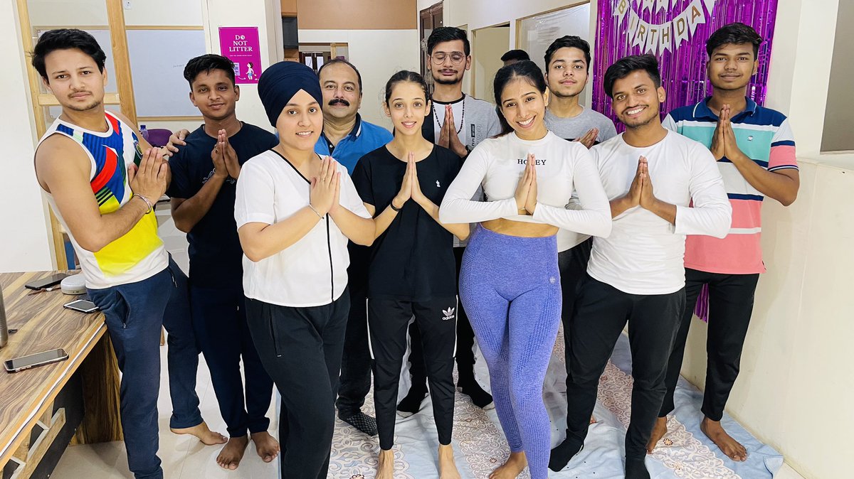 PurpleToko's tweet photo. Here’s to investing in our bodies and souls!

Happy #InternationalYogaDay 💜

#purpletoko #YogaDay #YogaForHumanity  #yoga #yoga #HappyInternationalYogaDay https://t.co/rRFOo4CzYX