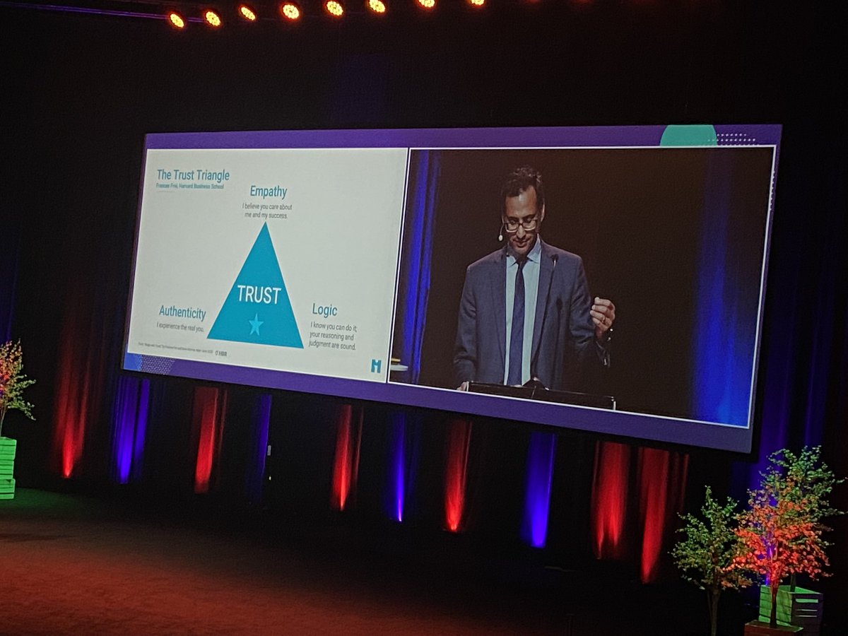EllenZacho's tweet photo. Tillid som omdrejningspunktet for fremtidens sundhedsvæsen. Tillid består af empati, autencitet og logik - og findes mellem behandler og bruger. Inspirerende Keynote fra @KedarMate på @QualityForum #Quality2022 
Masser at tage med hjem til @SDCOdense https://t.co/cv0nCIM1Oo