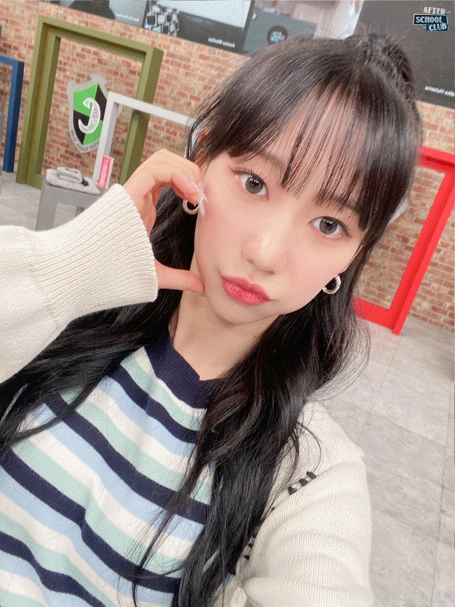 arirang_ASC's tweet image. [SECRET NUMBER]
⠀
에엣씨가 기다리고 기다렸던
우리 시크릿넘버와 함께한 오늘😘
전 세계 ASC 패밀리와의 소통도,
둠치타✨ 펌프도 열심히 잘해줘서 고마워요!
그럼 우리는 다음 컴백 때 또 만나요❤️
⠀
#SECRETNUMBER_ASC #SECRETNUMBER @5ecretNumber