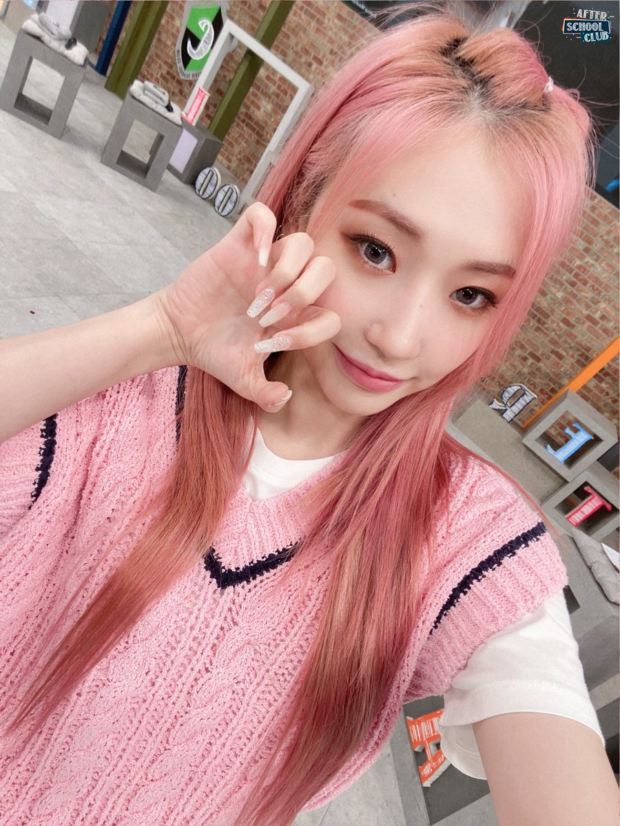 arirang_ASC's tweet image. [SECRET NUMBER]
⠀
에엣씨가 기다리고 기다렸던
우리 시크릿넘버와 함께한 오늘😘
전 세계 ASC 패밀리와의 소통도,
둠치타✨ 펌프도 열심히 잘해줘서 고마워요!
그럼 우리는 다음 컴백 때 또 만나요❤️
⠀
#SECRETNUMBER_ASC #SECRETNUMBER @5ecretNumber