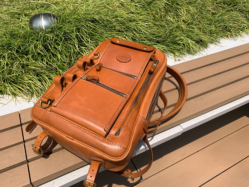 HERZ 「2wayスクエアリュック」 美品✨】HERZ 2way スクエア