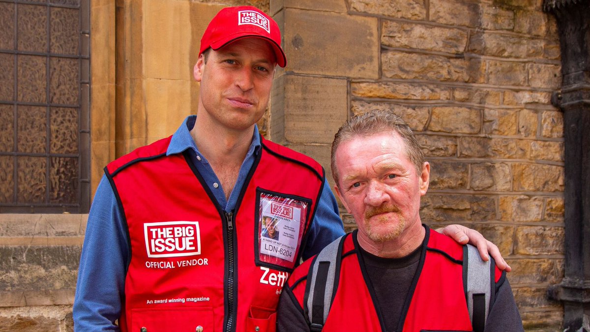 Stephen Merchant and Ricky Gervais doing community service https://t.co/9dQcM3SJq7