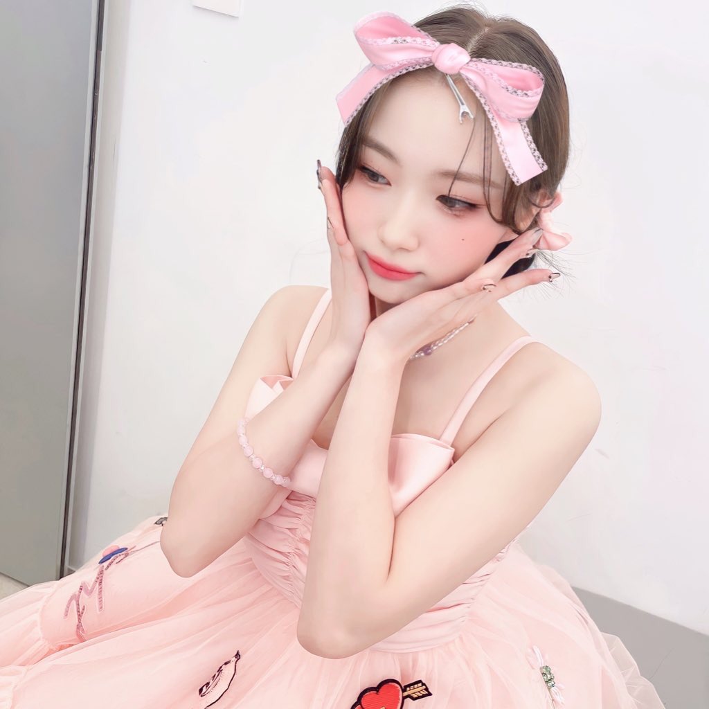 chupair rest tweet media
