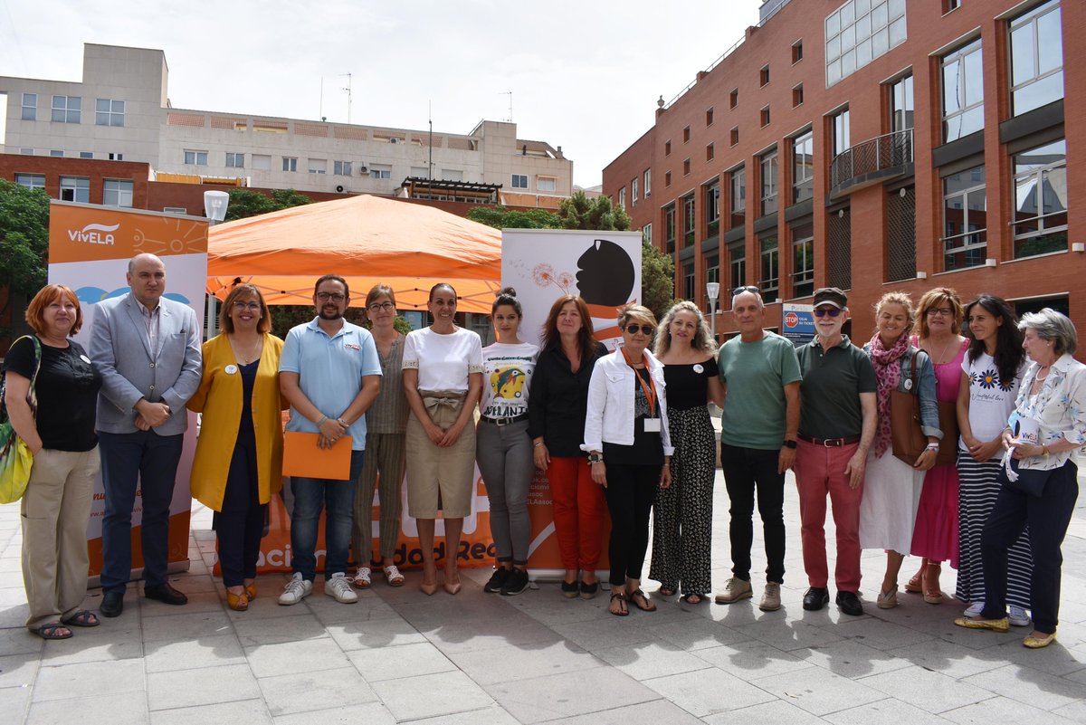 El Ayuntamiento de Ciudad Real se suma a la conmemoración del Día Mundial de la Esclerosis Lateral Amiotrófica (ELA) por la Asociación VivELA

Más información en ciudadreal.es/noticias/gener…