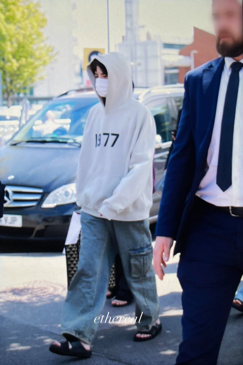 cuitantheboyz's tweet photo. like father                    like son
🐧  https://t.co/S73mQz2f4B