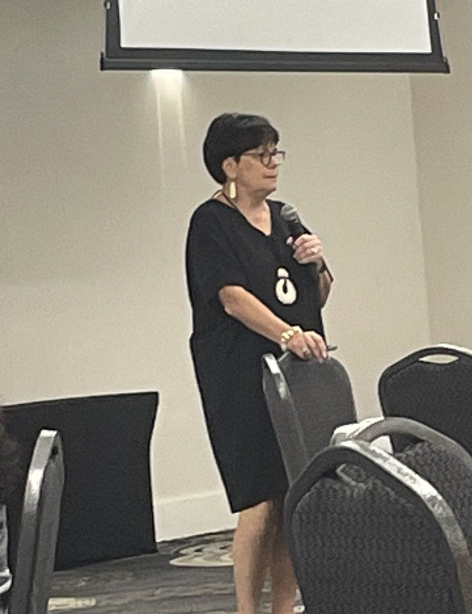cimeronejana's tweet photo. Learning from two greats today @PaulaMaeker and @DrKramer1 #PLC4AR @SolutionTreeAR @SolutionTree https://t.co/Amxmr4xN3M