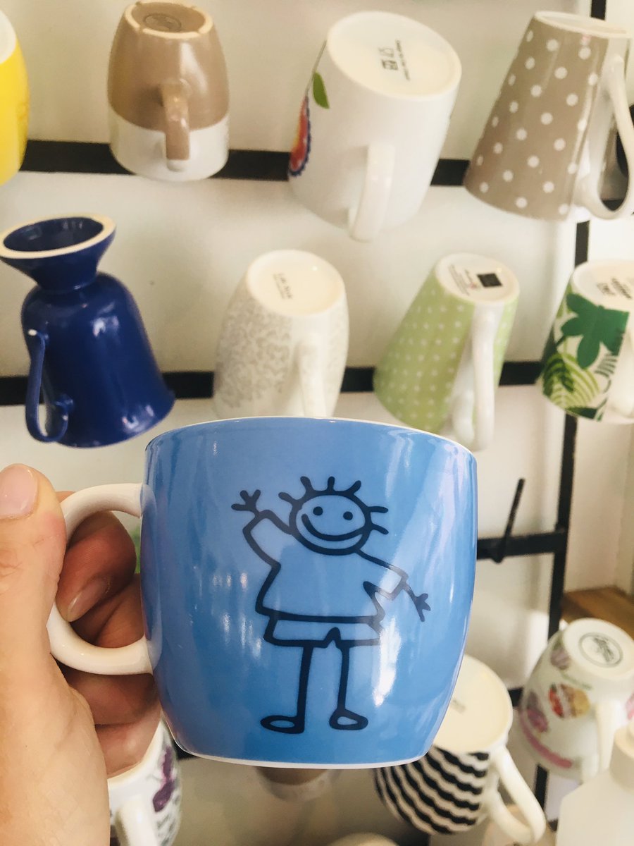 VStenkula's tweet photo. I bland så gör stammisar sig påminda på olika sätt 🎈@dunkla_rum https://t.co/SczdMJHWGO