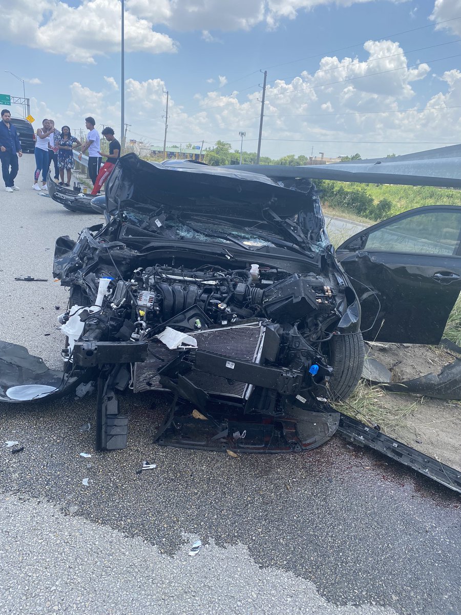 MsAGulley's tweet photo. In passing by a firefighter, he said “A Kia saved your life”. I told him it was my dream car, I loved it! He said “Lucky girl, I would go back and get another one”. A 2021 Kia Forte GT held up and saved our lives that day. #ThankYouKia
@Kia @Kia_Worldwide #KiaForte  
(3/4) https://t.co/mDA8R9hyJH