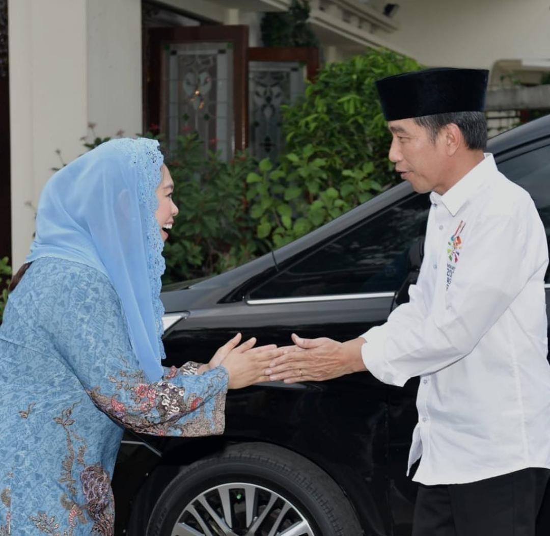 Selamat Ulang Tahun Pak <a href="/jokowi/">Joko Widodo</a>, Semoga Allah SWT senantiasa memberikan kesehatan, kekuatan dalam memimpin bangsa kita, limpahan kebahagiaan dalam membangun Indonesia yang terbaik.