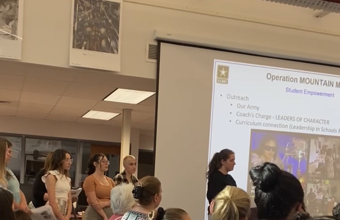 rosencsa's tweet photo. Beyond #proud of this amazing #student team &amp; our phenomenal mentor @USArmy #Soldiers who continue to #coach, #mentor, &amp; #teach. The #ripples of #OMM Operation Mountain Mentor! #Momentum #developldrs #grateful @PaulFunk2 @ArmyChiefStaff @Beags_Beagle @LTCSmith_Coach https://t.co/aHqcyPgFEQ