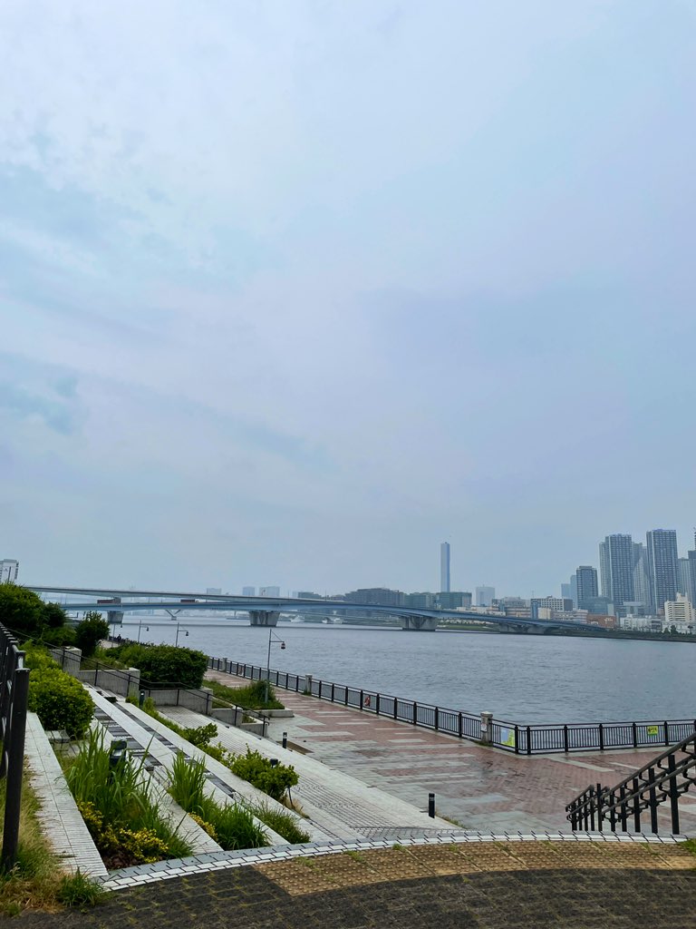 kiri_drums's tweet image. 2週間ぶりに豊洲の水辺へ…！
VERSUS PASSCODE 2022観に行ってきました。ズルヲさまを巻き込んで笑

初めて観たエビ中かわいかった(´ω｀)
PassCodeとてもとてもカッコ良く、明日からも頑張れそう〜ありがとうございますという気持ちです◎

#VERSUSPASSCODE