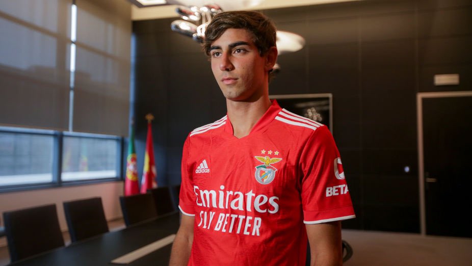 OFFICIAL: Nuno Félix (18) has signed a new contract with the club!