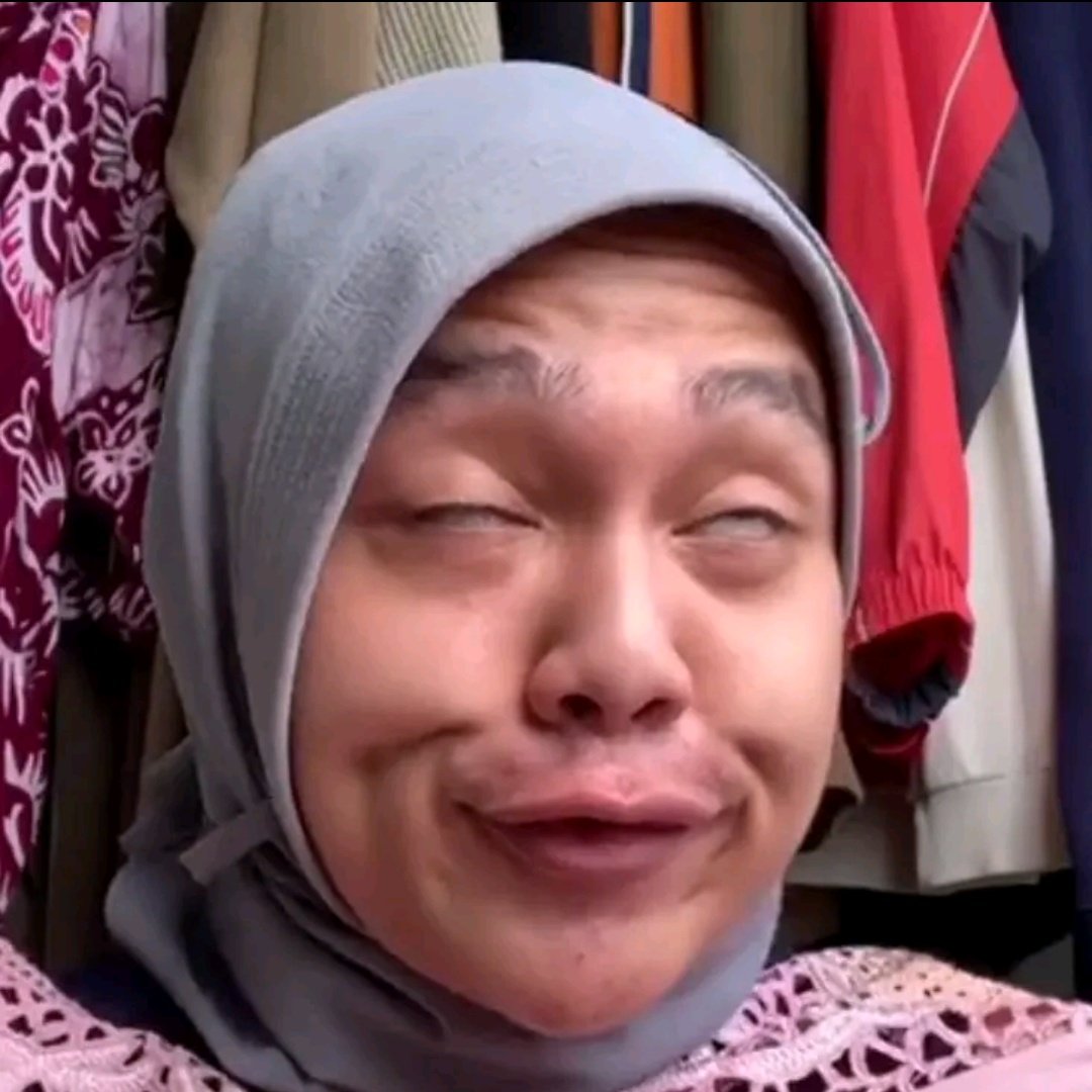 prcceye's tweet photo. @kryasl hmmm gimana ya jawabnya https://t.co/ZzPvo1D3Ma