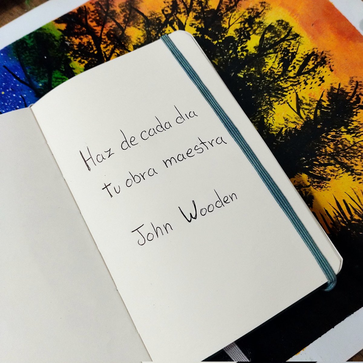 Moustachne's tweet photo. “Haz de cada día tu obra maestra” _ John Wooden.
.
.
#frasedeldia #moustachine #keepcreating #todoempiezaenelpapel https://t.co/nRJnhnYOdv