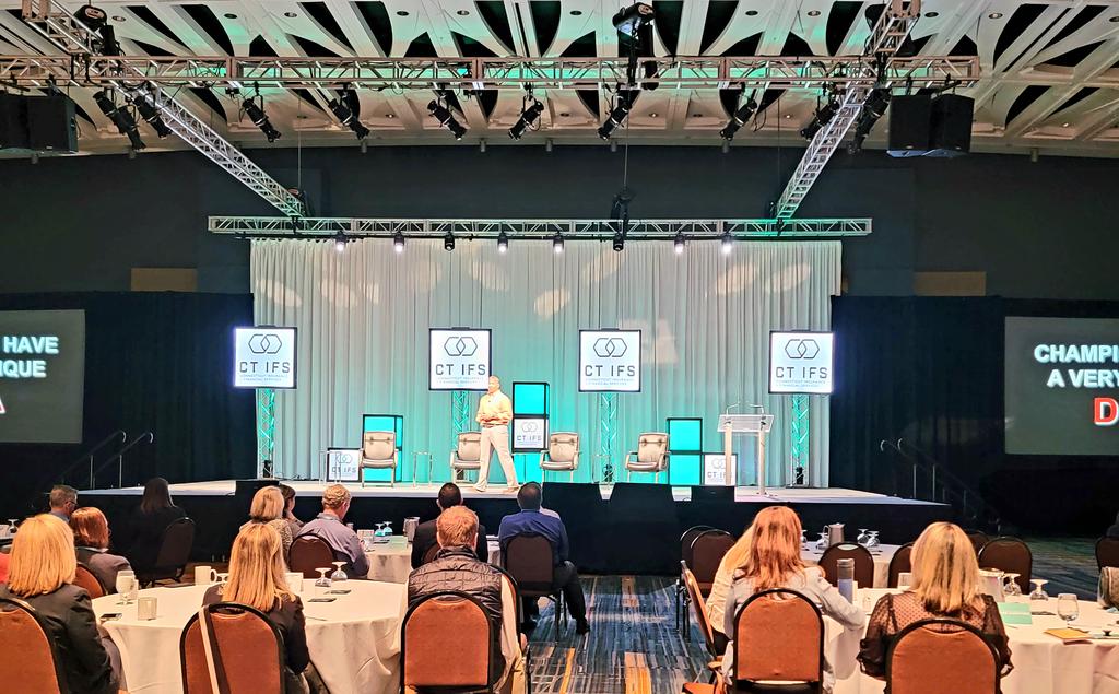 Keynote speaker <a href="/RossBernstein/">Ross Bernstein</a> shared ideas to drive sales and generate momentum. "Do you sell insurance or do you help change people's lives?" #ctics22