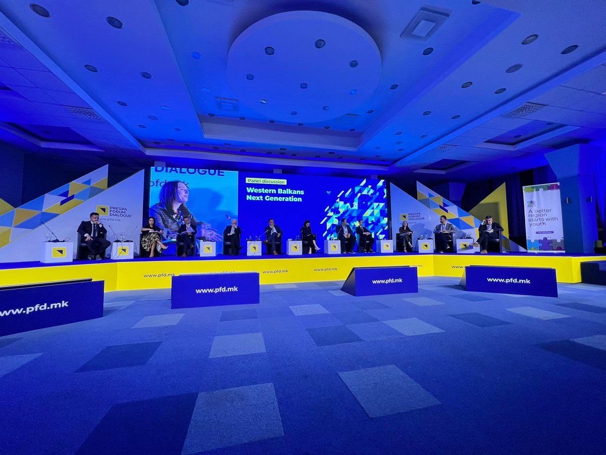 KOMSmladi's tweet photo. Da li si znaš za Prespanski forum za dijalog? 🤔
Prespa Forum Dialogue (PFD) je zamišljen kao mesto za razmenu stavova i ideja za rešavanje važnih pitanja u regionu. 💭
I ove godine smo učestvovali na PFD-u. Pogledaj kako je bilo na sajtu ➡️https://t.co/2ANyaeXRJ2
#PFD2022 https://t.co/HoSMFiJrxs