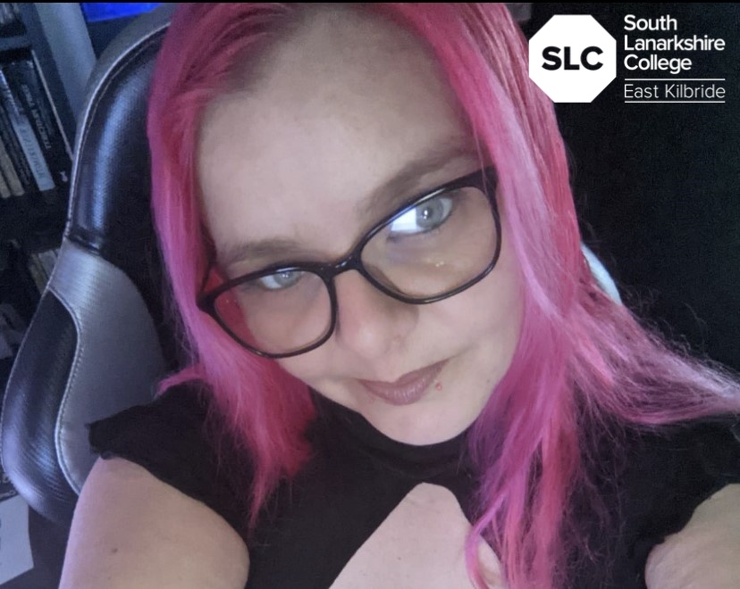 On the last #GoodNewsTuesday before Summer .. we're celebrating with Admin and IT student, Rachel ⭐️

After 20 years away from education, Rachel will graduate with a HND qualification in November &amp; will head to complete her degree at university in the Autumn.. 👏

#ChooseCollege