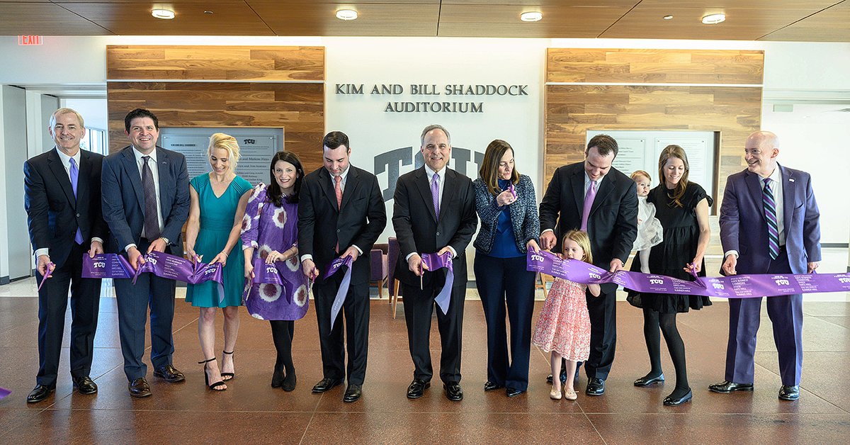 NeeleySchoolTCU's tweet image. Bill Shaddock ’73 has a passion for helping #HornedFrogs, specifically aspiring entrepreneurs. What began as a pitch competition, Shaddock’s vision for hands-on entrepreneurial experience evolved into a @TCU campus-wide incubator program. 🔗 bit.ly/3n6qj8N