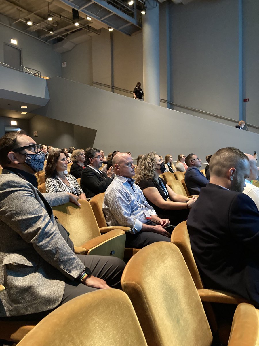 AH_BrianL's tweet photo. Large crowd listening to AF’s @artesha20601 for my first #ForumForward22 @AssocForum https://t.co/WlT6wscjqv