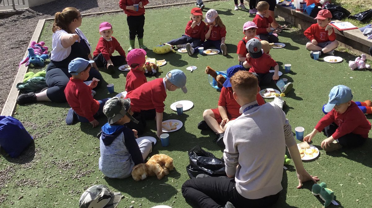 EPleanNursery's tweet photo. Yesterday the morning session enjoyed a teddy bears picnic to start off our fun week π§Έπ§Έ #powerofplean https://t.co/onSbizFVun