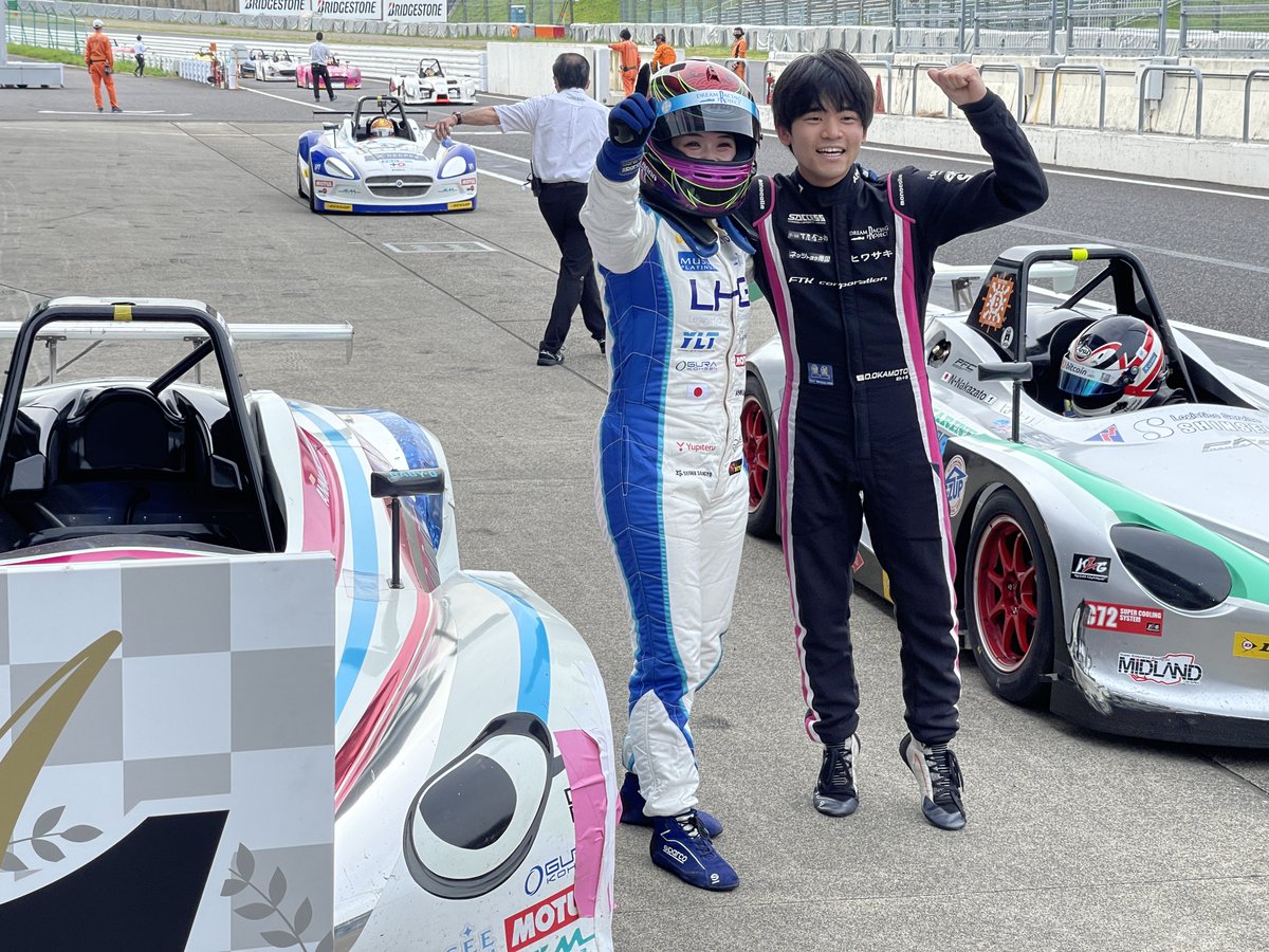 xyzstaff's tweet photo. 鈴鹿MEC120決勝レースレポート【おもしろ映像あり】
戦略通りミスなく走り切り富士のリベンジ達成！！
https://t.co/G8zm4n1UpW https://t.co/rwaalF7JuU