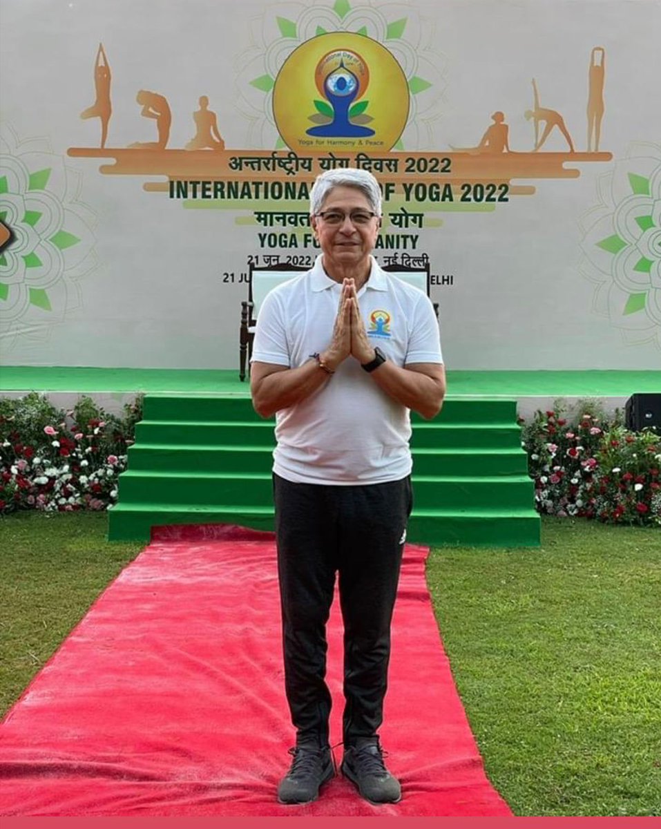EmbaPeruIndia's tweet photo. #PeruinIndia On the occasion of the 8th International Day of Yoga 2022, the Embassy of Peru 🇵🇪 in India extends its warm wishes to the people of India.
The Ambassador of Peru in India, H.E. Carlos R. Polo  joined the commemoration of International Day of Yoga at the Purana Qila. https://t.co/e7zuOg4bh0