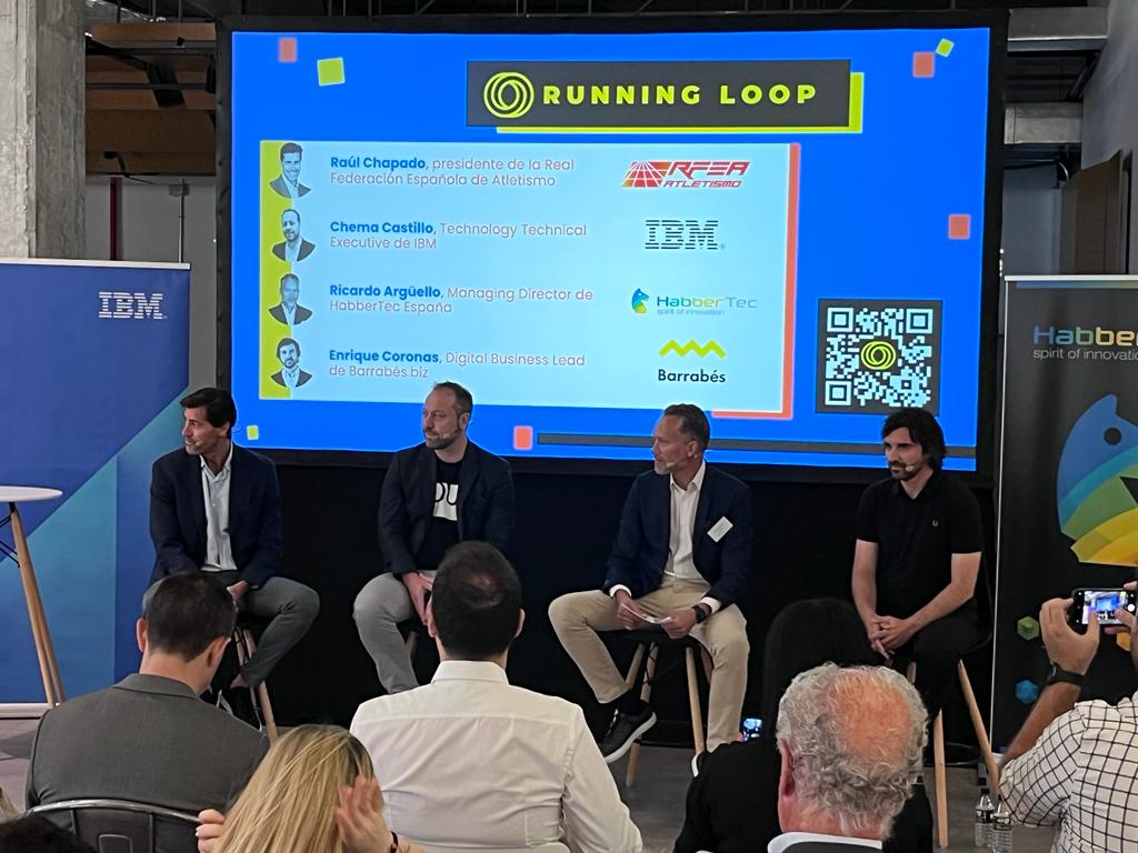 habbertec's tweet photo. Comenzando la presentación de Running Loop con @realfederacion @ibm y @barrabes. "La tecnología al servicio del runner". #Tech4ABetterPlanet #IBM #HabberTec #IBMPartner https://t.co/Yd6S4EowLy