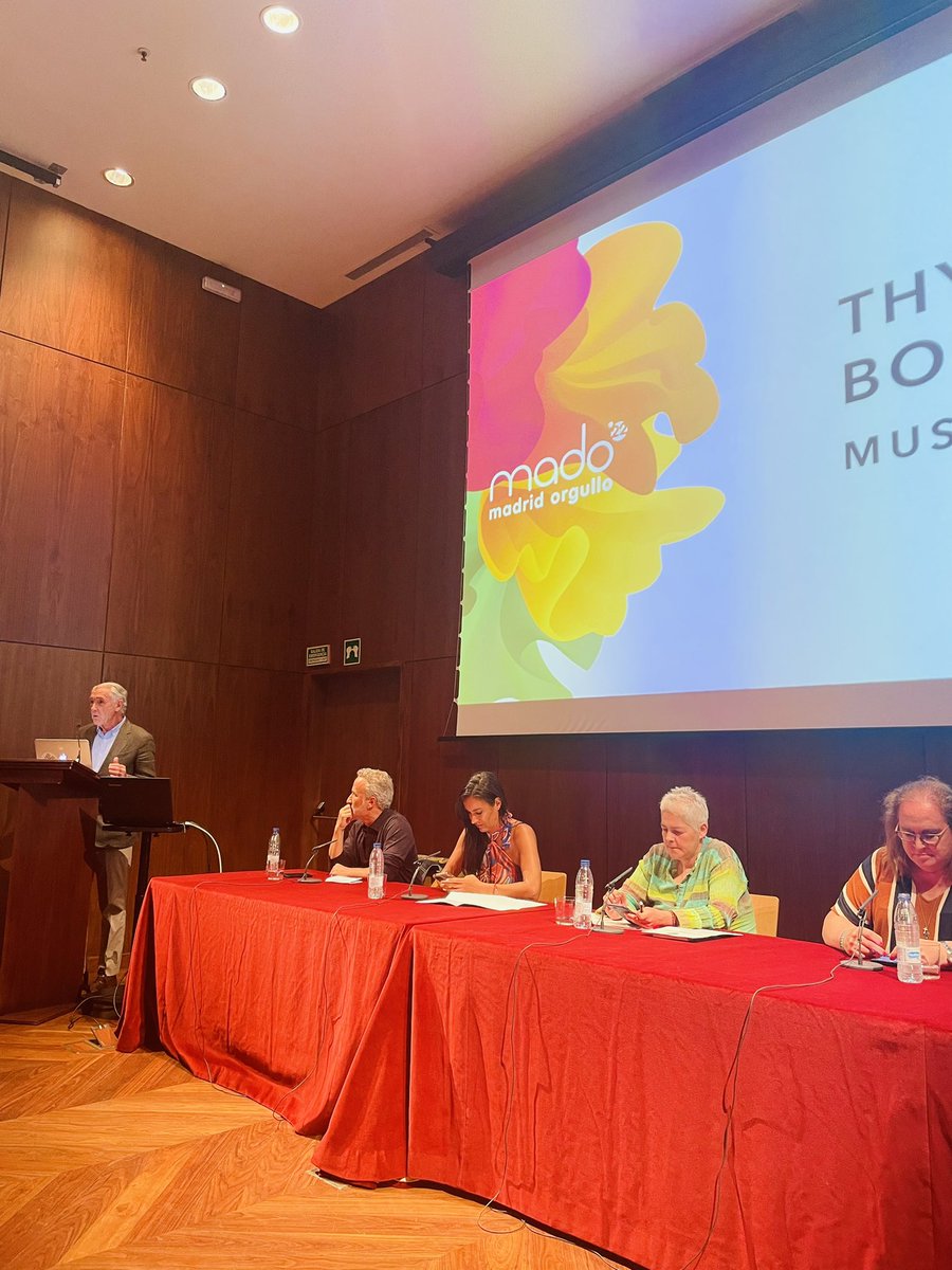 AlexQueizan's tweet photo. Rueda de prensa de @MADOrgullo en el @MuseoThyssen. Un orgullo (nunca mejor dicho) acoger este acto tan necesario. @Tiqets ha tenido la oportunidad de anunciar que participará con una carroza apoyando #versionathyssen con el diseño de @hugaceo_cruji el próximo 9 de julio. https://t.co/QfRvAenWbv