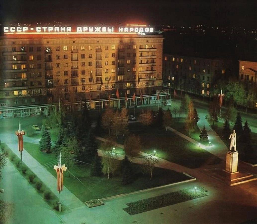 Площадь Калинина Минск