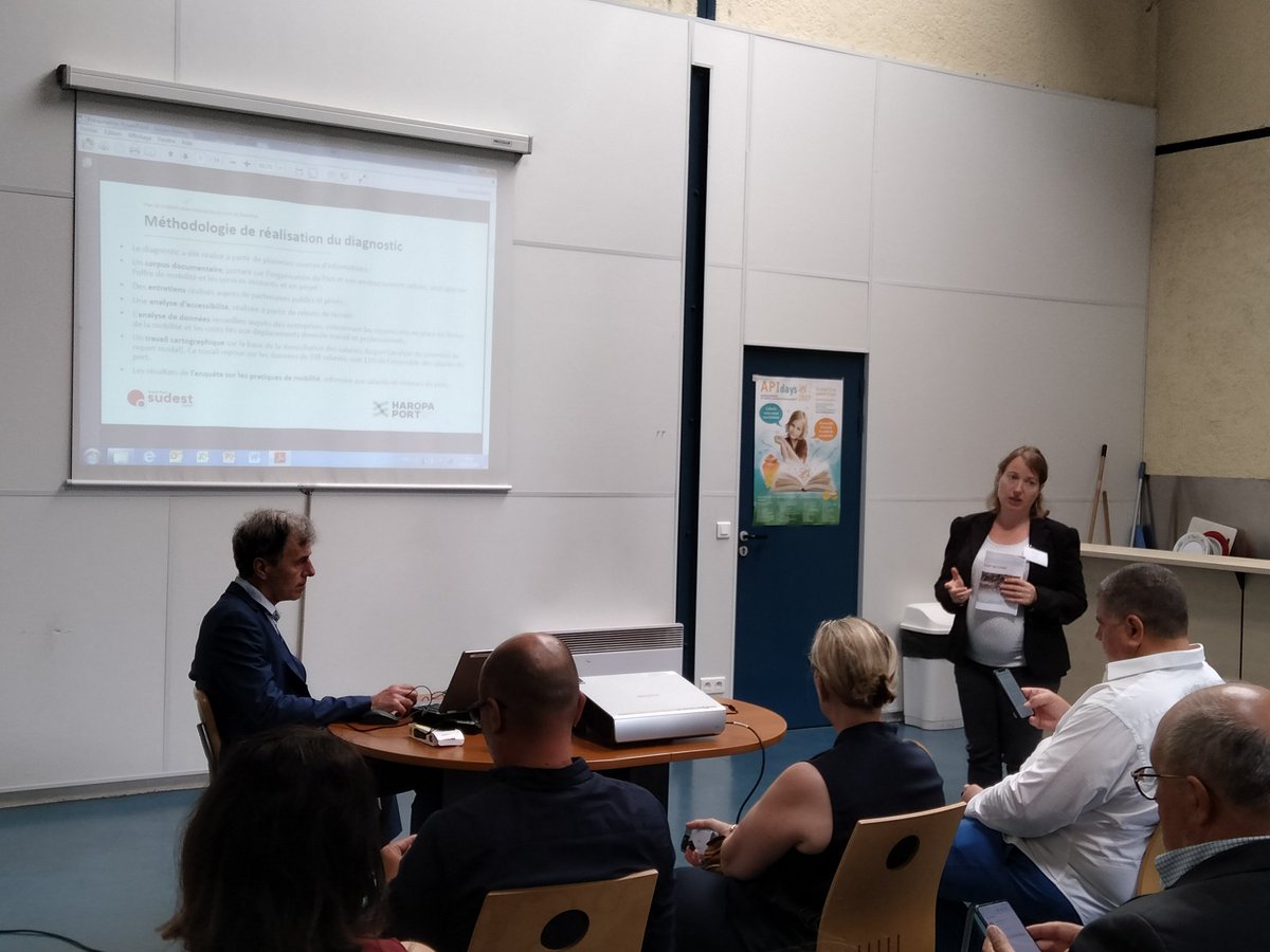 Présentation aux entreprises du port de @bonneuil94 du diagnostic du Plan de Mobilité Inter Entreprises réalisé par <a href="/haropaport/">HAROPA PORT</a> et <a href="/ecogpsea/">GPSEA Economie</a>.
#TransitionEcologique #mobilitedurable