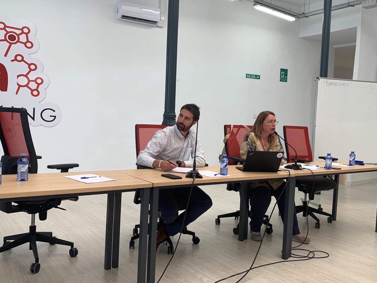 ComExNL's tweet photo. Buena acogida por parte de los agricultores de nuestro proyecto sobre cubiertas vegetales #ecorégimen #PAC. Piden ayuda técnica en la implementación

Todo ello es posible gracias a la colaboración de @PonceIsla y @AgriculturaClm 

En septiembre tendréis más noticias al respecto🌞 https://t.co/drtPcWt2Da