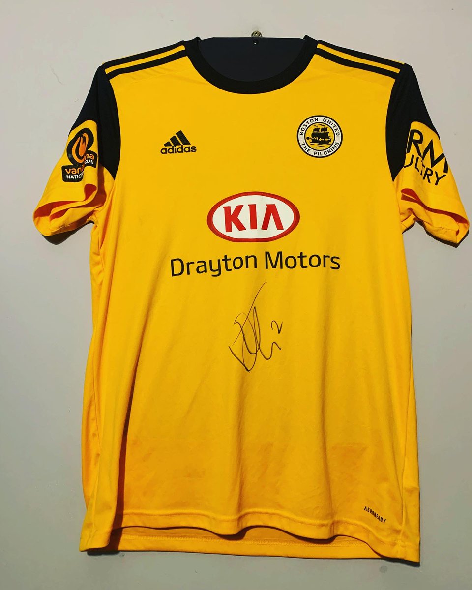 BostonUnitedMem's tweet photo. Matt Tootle’s shirt from the 2020/21 season! #solid #hellofaplayer #bostonunited #boston #united #nottscounty #signed #matchworn #footballshirt #collector @MattTootle https://t.co/o0qr4Mabw2