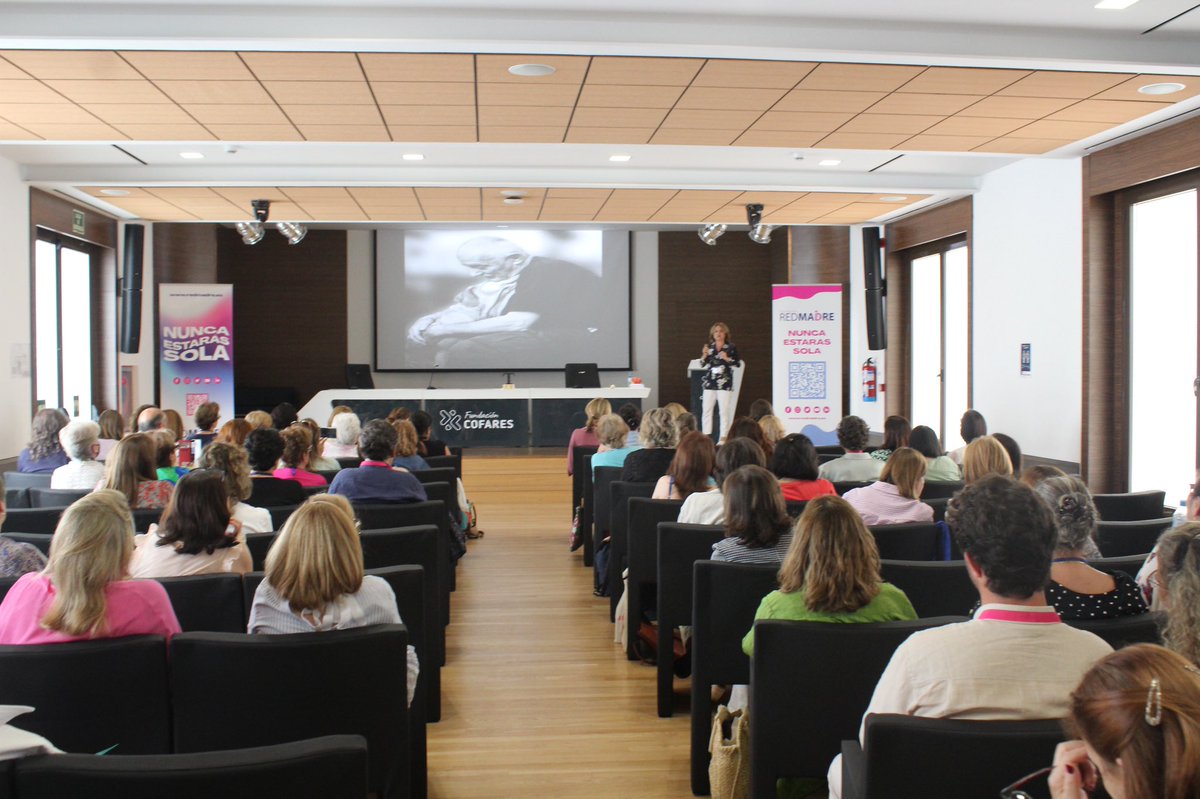 El sábado di la conferencia “Despertando nuestra Humanidad compartida” para <a href="/RedMadreFunda/">Fundación REDMADRE</a>. Fue un lujo hablar de #Compasion desde la Neurociencia y de cómo el Liderazgo Compasivo transforma las organizaciones. #neurociencia #neuroliderazgo #humanidad #liderazgocompasivo