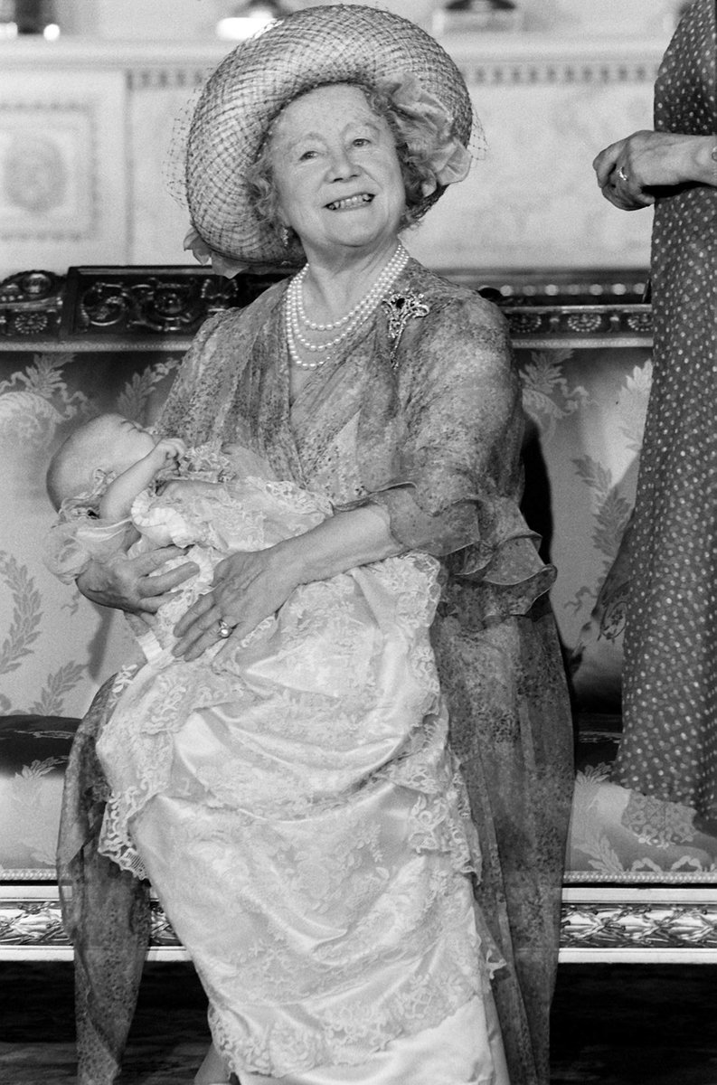 I’ve always loved this photograph of The Queen Mother with Prince William at his christening in 1982 🖤🤍#PrinceWilliamAt40 #DukeofCambridge #TheQueenMother