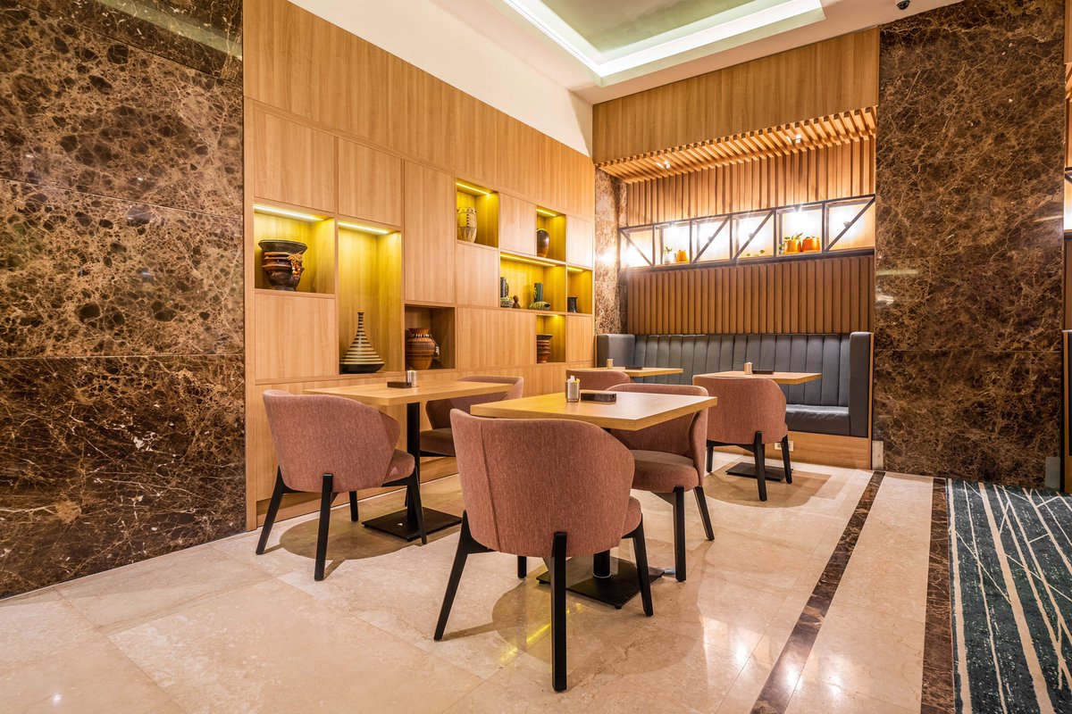 SpazioIdeale's tweet photo. I bet you’ll love our just concluded projects for fourpoints by Sheraton 

Due to our unbroken record of excellent delivery, Mace Management Services contracted us for the implementation of their latest design of four points by Sheraton.
1/2 https://t.co/s00q5oPfMu