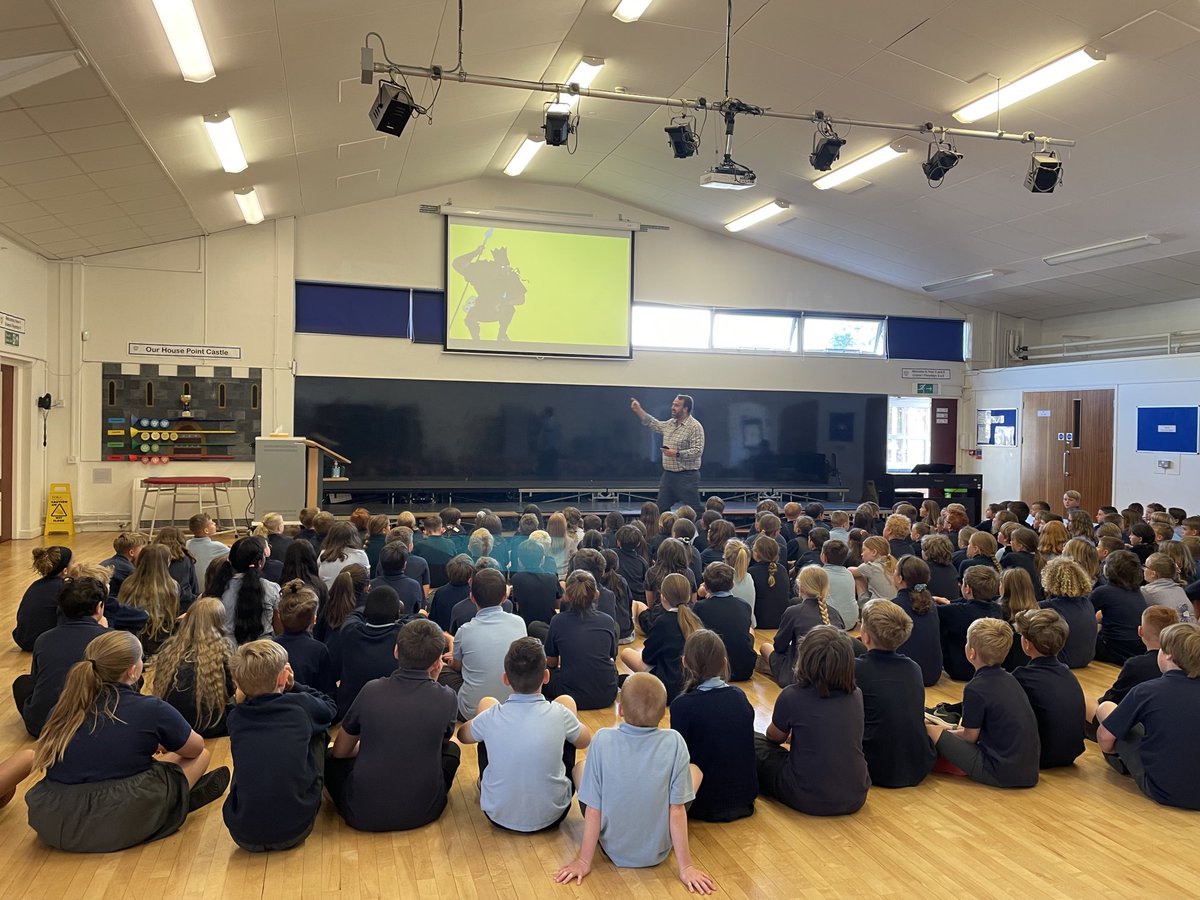 DinasPowysPrimary tweet media