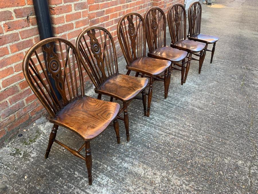 AntiqueTables1's tweet photo. 6 Antique Windsor Draft back Chairs
https://t.co/yZ3l3GfhfO
#draftbackchairs #antiquediningchairs #antiquechairs #windsorchairs #antique #furniture https://t.co/lJbtSyNPAQ