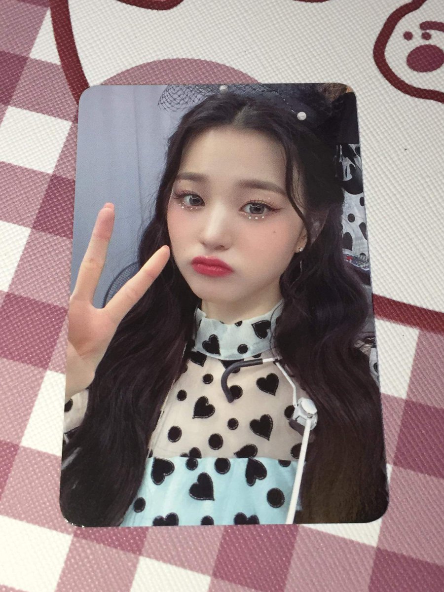 nyangzip's tweet photo. #rainceipt @nyeongpoca
hi rianna bes uhmm thank u sm for trading with me 🥺🥺 daming freebies kahiya unti lng akin 😥💔 thank u sa yena filmstrip im crying. until the next time sana uwian ka na ni wonyo carousellelelee https://t.co/BWPo5r7LFC