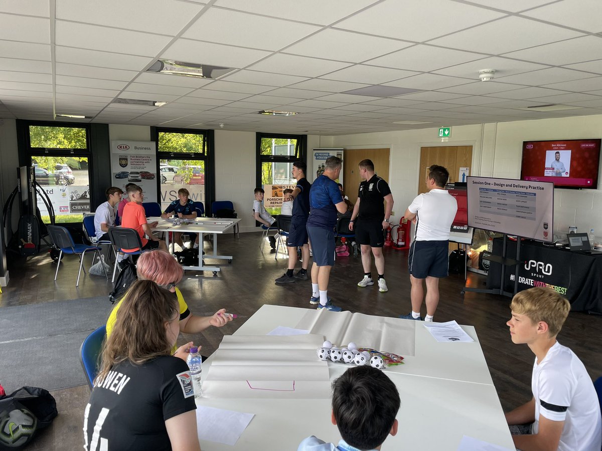 WiltsFAYC's tweet photo. On Friday night we hosted our ‘Get Into Coaching’ workshop at Green Lane! ⚽️ 
It was great to see many young people interested in starting their coaching journeys and we can’t wait to watch their progression over the next couple of years! 🙌 
@WiltsCountyFA https://t.co/3qbExNazWi