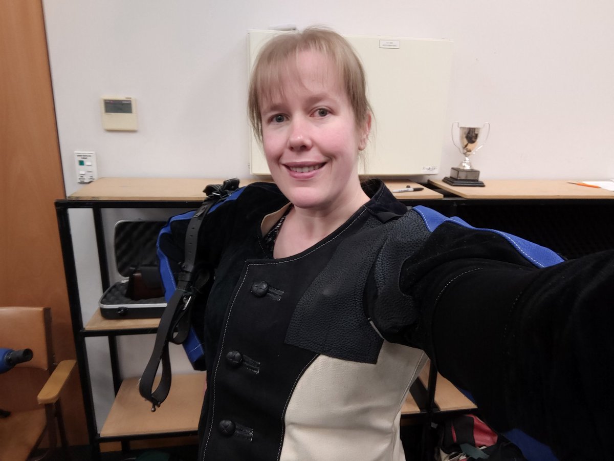 ShelleyHass's tweet photo. It was great to get back into the Smallbore saddle and don an Anschütz jacket on a cold winters' evening. I am also chuffed to confirm that after a decade away from the sport, I still have the eye for it... #onceontarget #alwaysontarget #TSNZ #smallbore https://t.co/BNPguvS9PJ