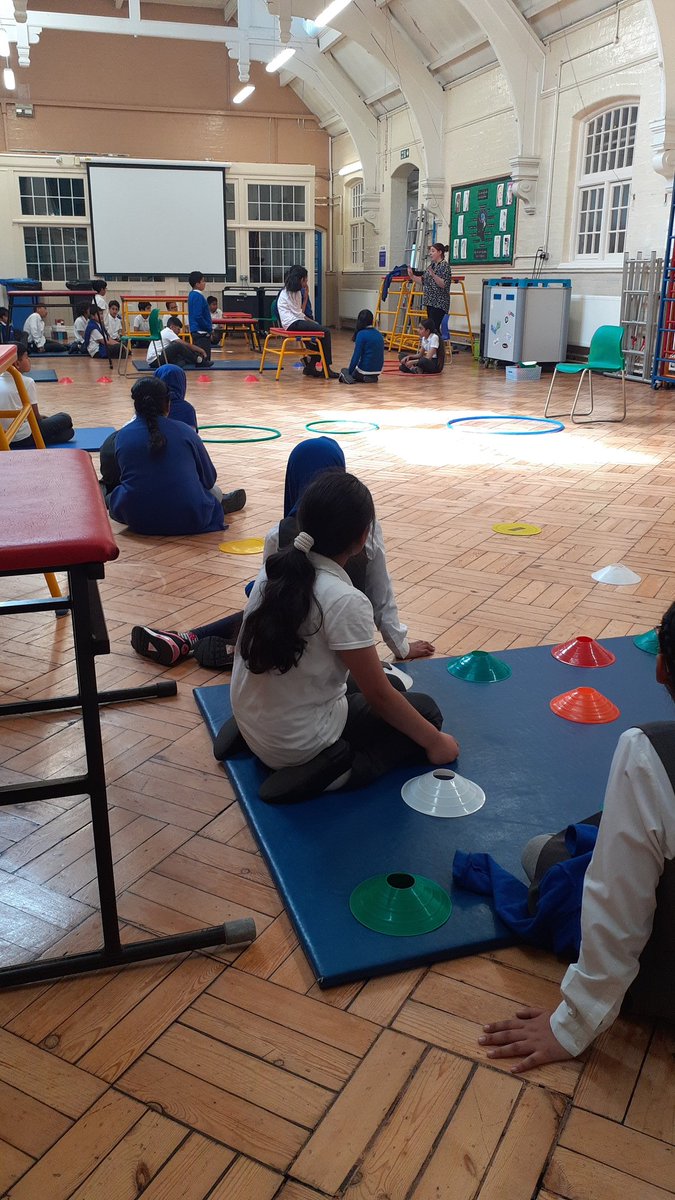 GreetPrimary's tweet photo. G.R.I.T (growth mindset, ready to learn, interest and togetherness) training with Mrs Cole ๐งกโค๐๐๐๐ https://t.co/n8PxjoHxjY