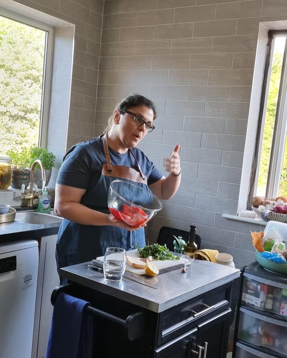 SabrinaGhayour's tweet image. Teaching online cookery classes (in my slippers 😂) First one happened last night and I’ve got 3 more this week. More dates announced tomorrow via mailer and on social so STAY TUNED as they will be my last classes until October!