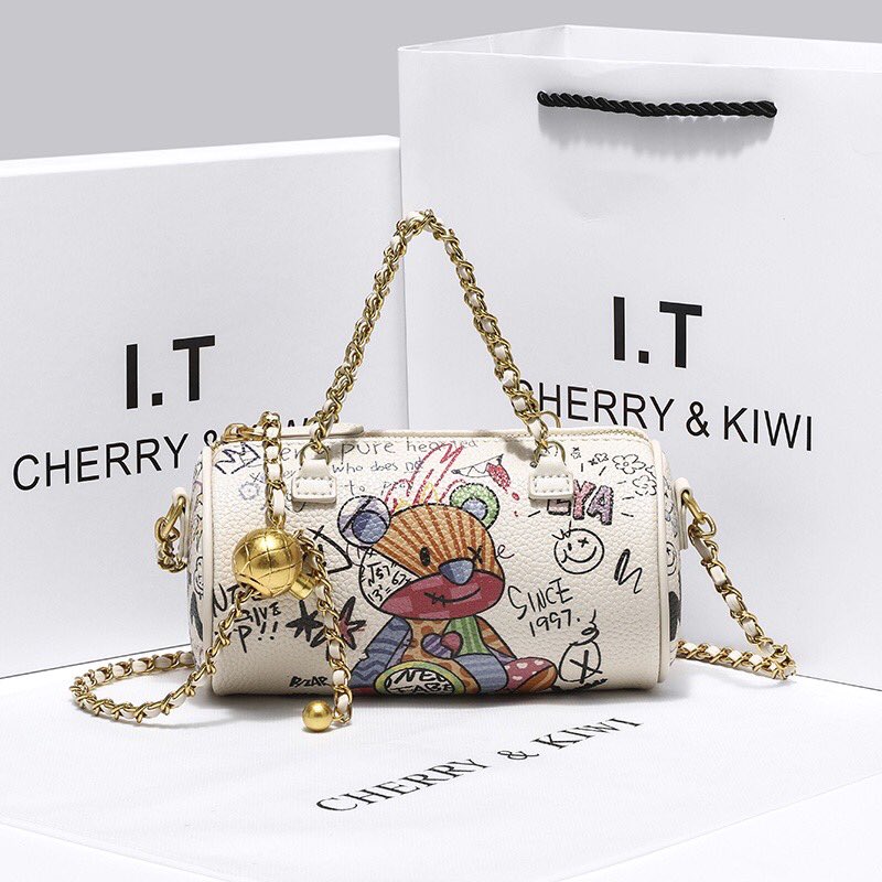 sabrinazhohir's tweet photo. i found the cutest & rare handbag β!!!! β @ShopeeMY
#shopeebys https://t.co/4jLHiX0ctR