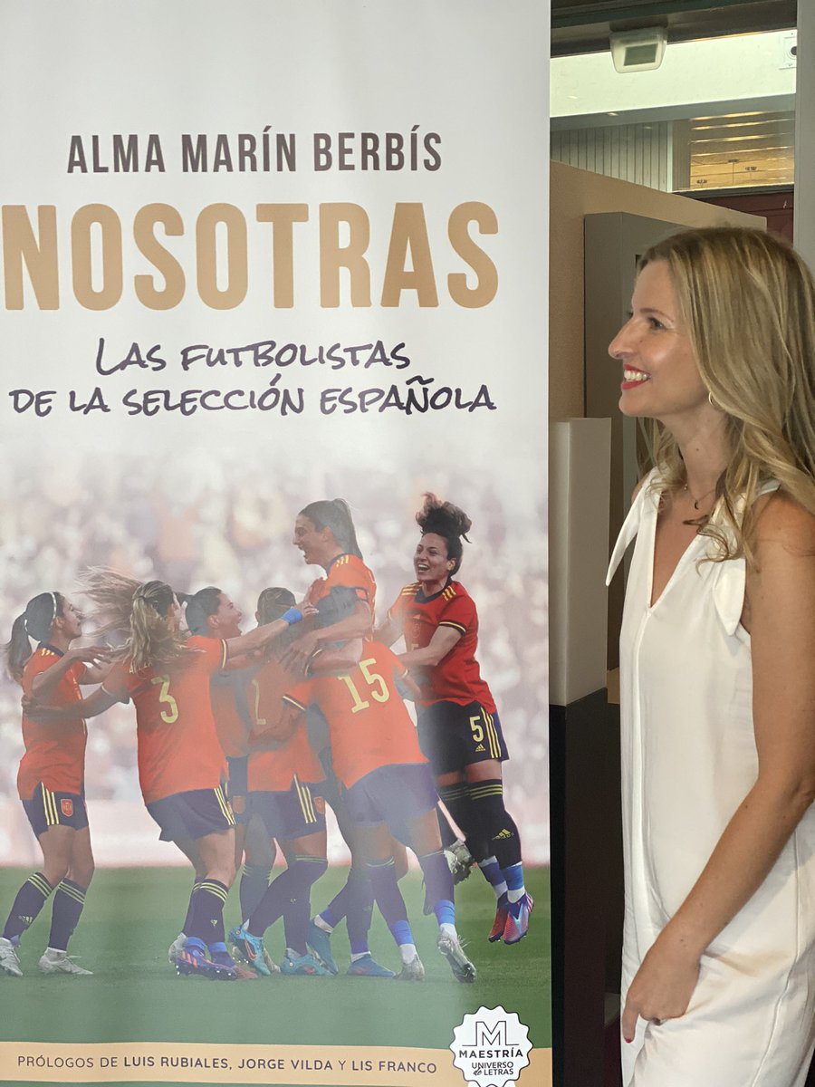 almaber14's tweet photo. La presentación de NOSOTRAS ❤️📕 ayer en la sede de la Federación Española de Fútbol fue de esos días inolvidables que guardaré para siempre… https://t.co/zjjbo8jhcZ