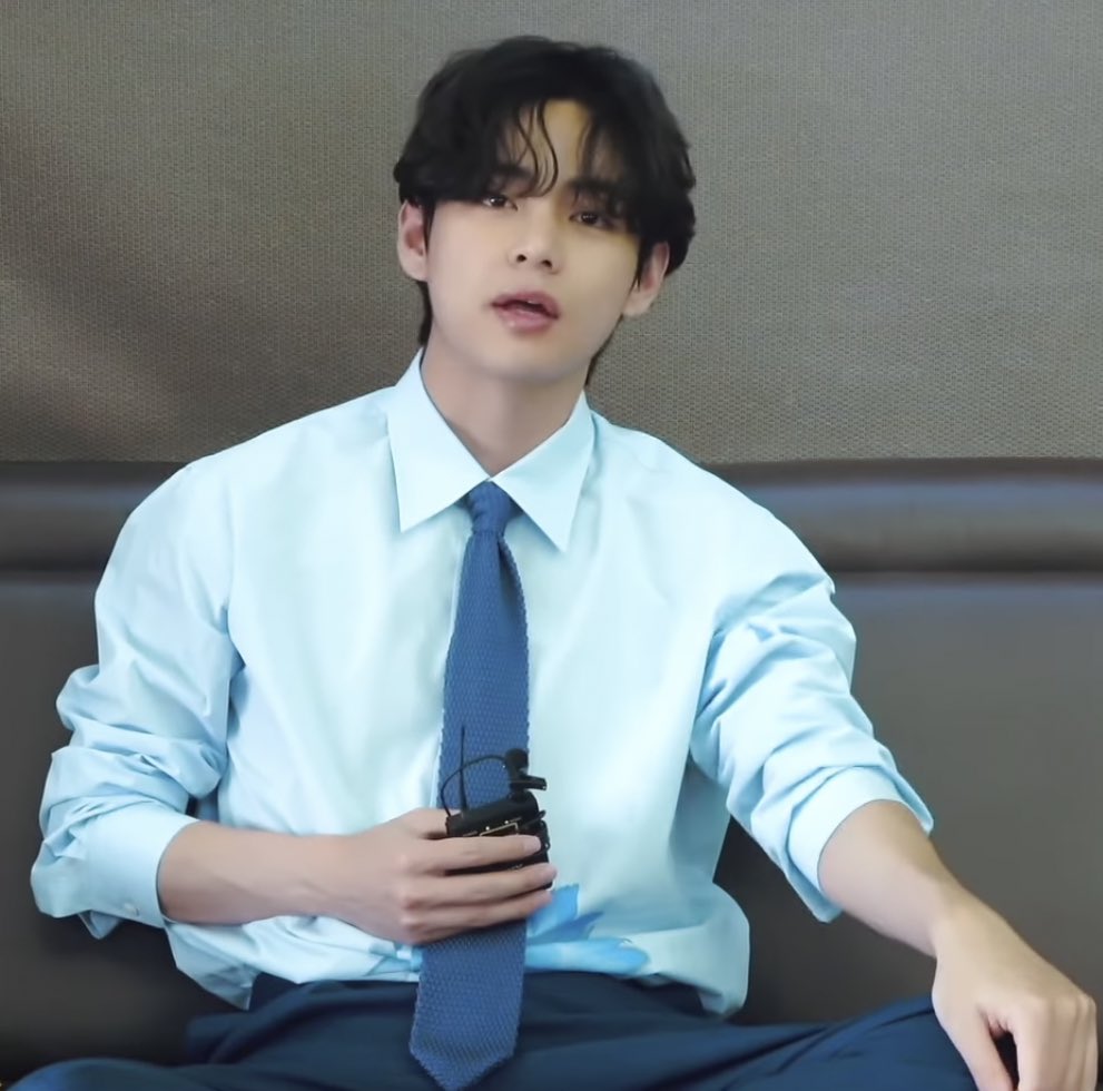 FVxKp69VUAAhFoC?format=jpg&name=medium