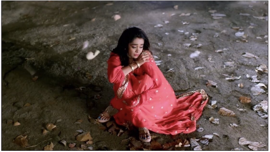 all_Seaso's tweet photo. “We came so close to losing everything we had built together because of something that was out of our control. Something that should have brought us closer together but instead pulled us further apart”          

- Prachi 

🥺💔

#Pranbir https://t.co/btEVzee14K