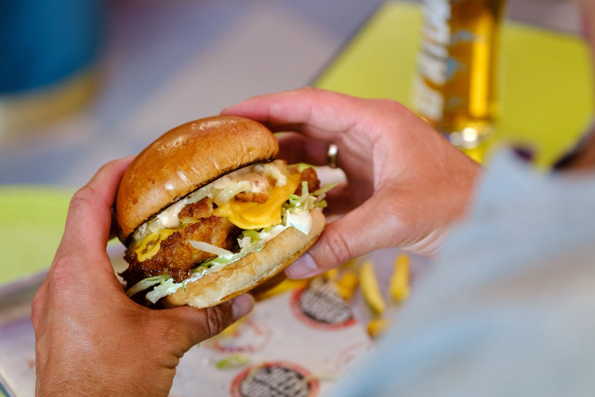 Now that we’ve got your attention…

Join us tomorrow &amp; e'ry Wednesday for Patty &amp; Putt - just £20 for golf + <a href="/Cheeky_Burger/">Cheeky Burger</a>  + fries!

Did you know <a href="/Cheeky_Burger/">Cheeky Burger</a>  will be available at our brand new Angel venue, too?!

#PattyandPutt #Burger #Birdies #PlayBirdies