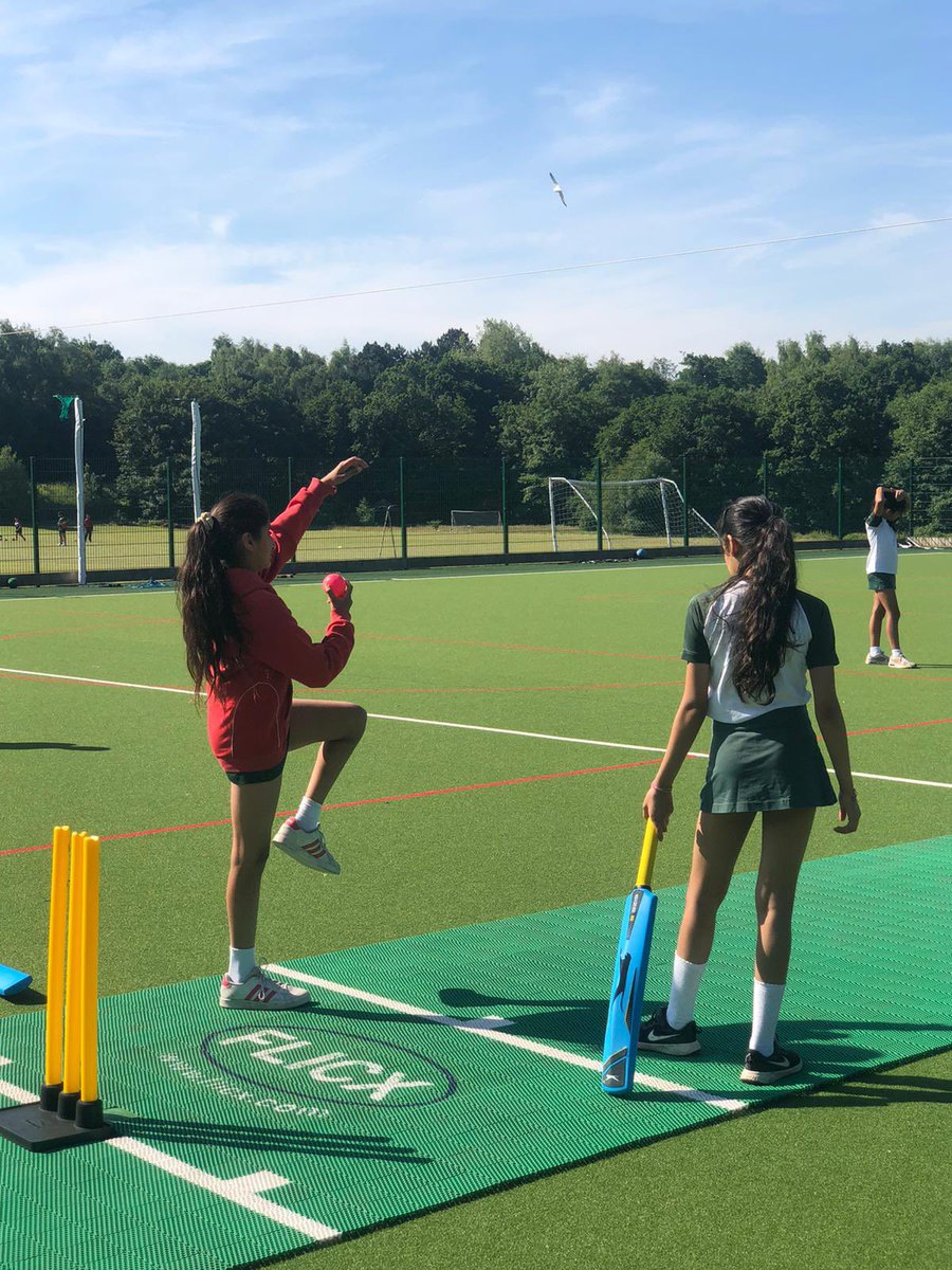 HallfieldSport's tweet photo. The Year 6 girls played a mock cricket match this morning in their games lesson. The main focus was our bowling technique. The improvement they have made from the beginning of the season is phenomenal! 🏏🏏 #HallfieldSport #CricketSeason #BowlingPractise #GamesLesson https://t.co/Ml5XxW0bfA